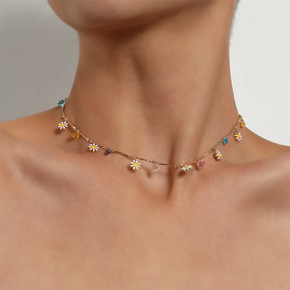 Colorful gem straight tube chain necklace women's simple temperament color painting drop glaze flower necklace women's gift
Colorful gem straight tube chain necklace women's simple temperament color painting drop glaze flower necklace women's gift