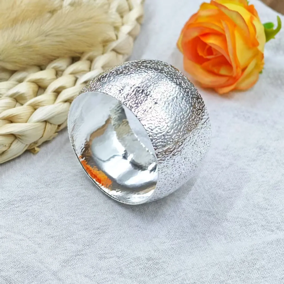 Металлическое кольцо для салфеток SHSEJA
Металлическое кольцо для салфеток SHSEJA