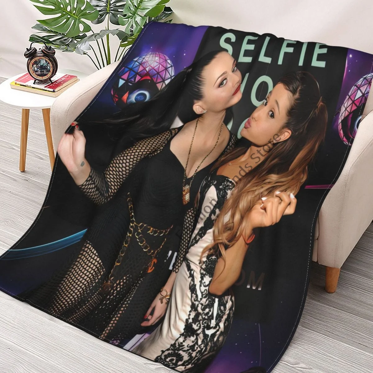 Singer Ariana Flannel Blankets 3D Printed Plush Throw Blanket Teenager Home Quilt Beddings Fashion Throw Blankets
Singer Ariana Flannel Blankets 3D Printed Plush Throw Blanket Teenager Home Quilt Beddings Fashion Throw Blankets