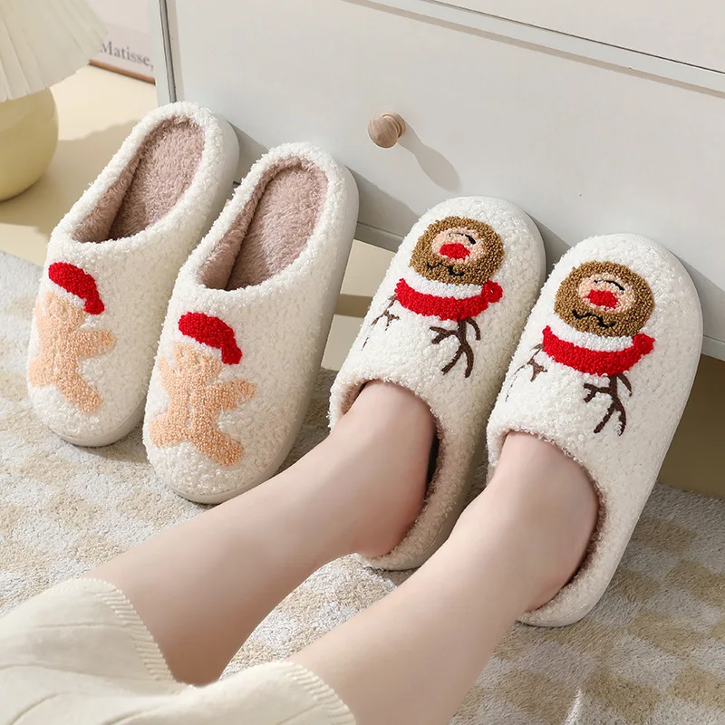 New comfortable home cute cartoon Christmas models winter cotton slippers men and women couple models warm cotton slippers
New comfortable home cute cartoon Christmas models winter cotton slippers men and women couple models warm cotton slippers