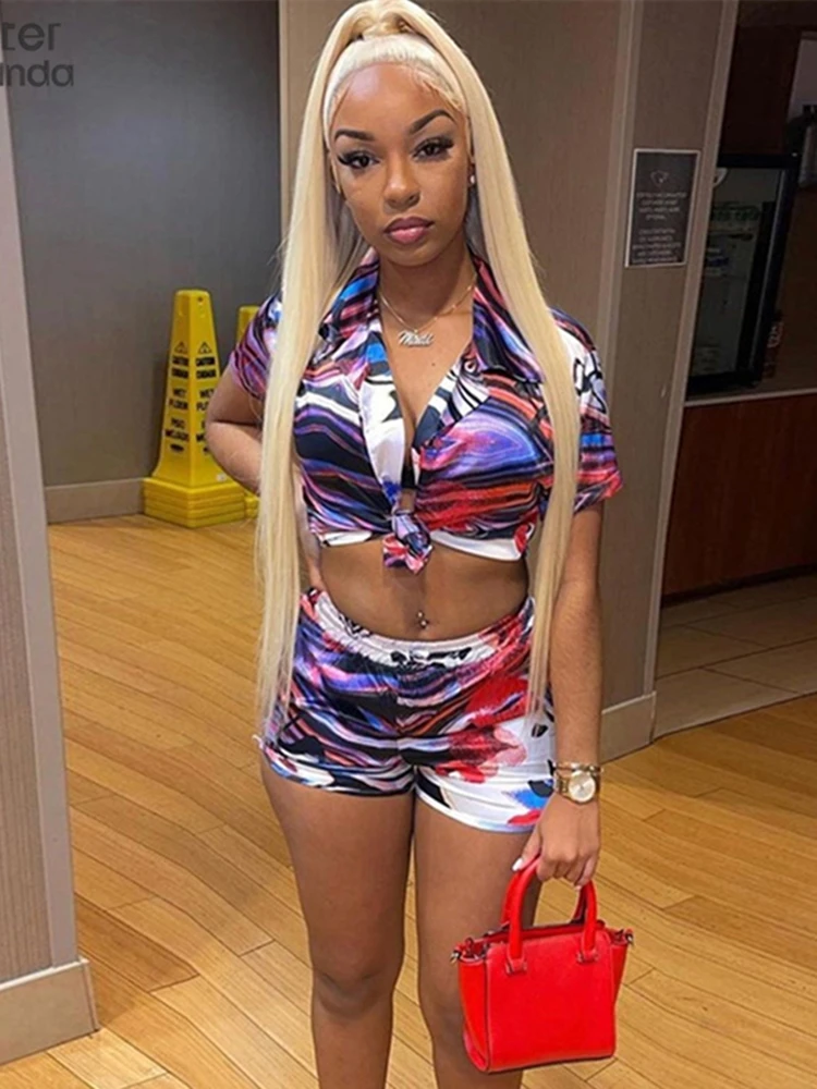 Sisterlinda Summer Colorful Print Casual 2Piece Set Women Short Sleeve Lace Up Top+High Waist Shorts Trend Tracksuit Acctivewear
Sisterlinda Summer Colorful Print Casual 2Piece Set Women Short Sleeve Lace Up Top+High Waist Shorts Trend Tracksuit Acctivewear