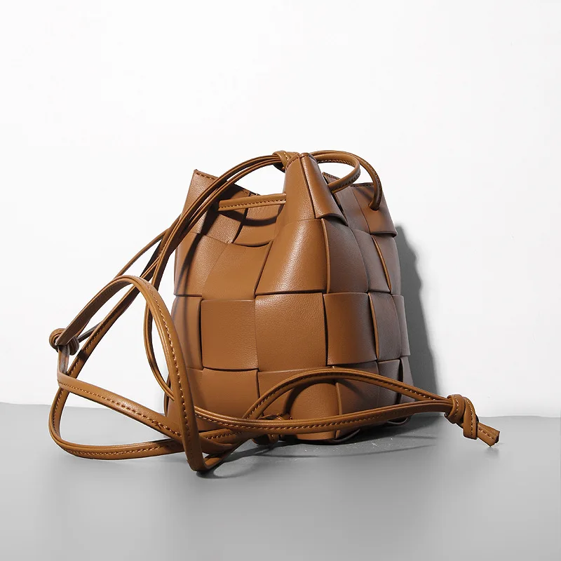 Mini Drawstring Bucket Bag Luxury Designer Women's Shoulder Bag Cow Leather Small Handbags Fashion CrossBody Bag High Quality
Mini Drawstring Bucket Bag Luxury Designer Women's Shoulder Bag Cow Leather Small Handbags Fashion CrossBody Bag High Quality