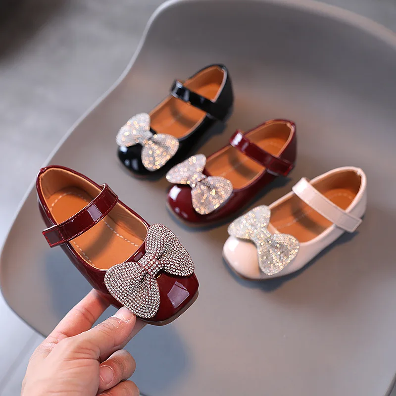 New Children Leather Shoes Girls Kids Fashion Soft Bottom Performance Princess Dance Shoes Baby Toddler Flats Comfortable 02B
New Children Leather Shoes Girls Kids Fashion Soft Bottom Performance Princess Dance Shoes Baby Toddler Flats Comfortable 02B