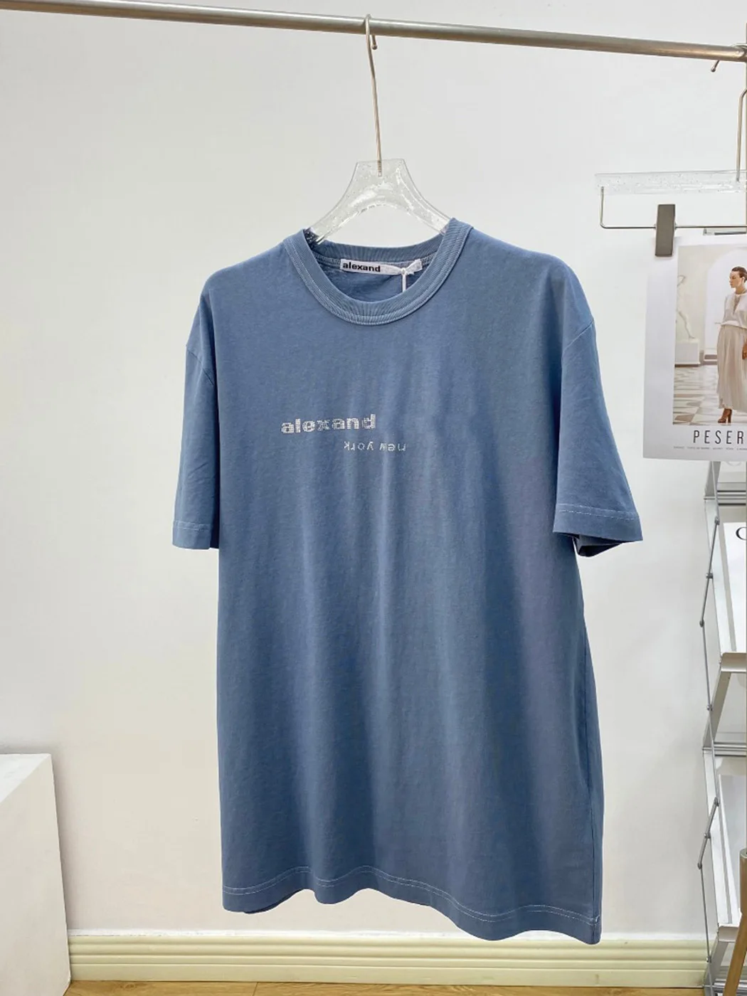 Vintage Hot Diamond Letters Harajuku T Shirt Top Women Solid Color Round Neck Short Sleeve Loose Tees Streetwear Casual T-shirts 
Vintage Hot Diamond Letters Harajuku T Shirt Top Women Solid Color Round Neck Short Sleeve Loose Tees Streetwear Casual T-shirts