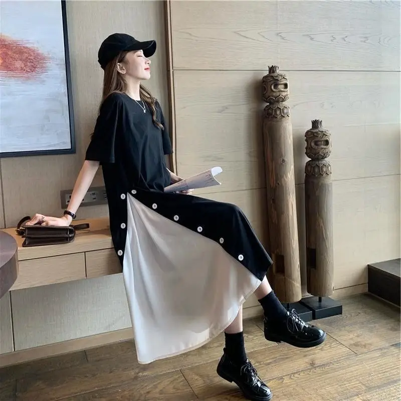 Summer New Patchwork Fake Two Piece Dress Short Sleeve Round Neck Loose Plus Size T Shirt Dresses Fashion Casual Women Clothing
Summer New Patchwork Fake Two Piece Dress Short Sleeve Round Neck Loose Plus Size T Shirt Dresses Fashion Casual Women Clothing