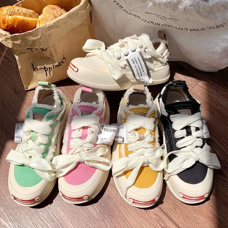 Open smile canvas shoes women's spring and fall Korean version of the single shoes versatile thick bottom casual board shoes
Open smile canvas shoes women's spring and fall Korean version of the single shoes versatile thick bottom casual board shoes