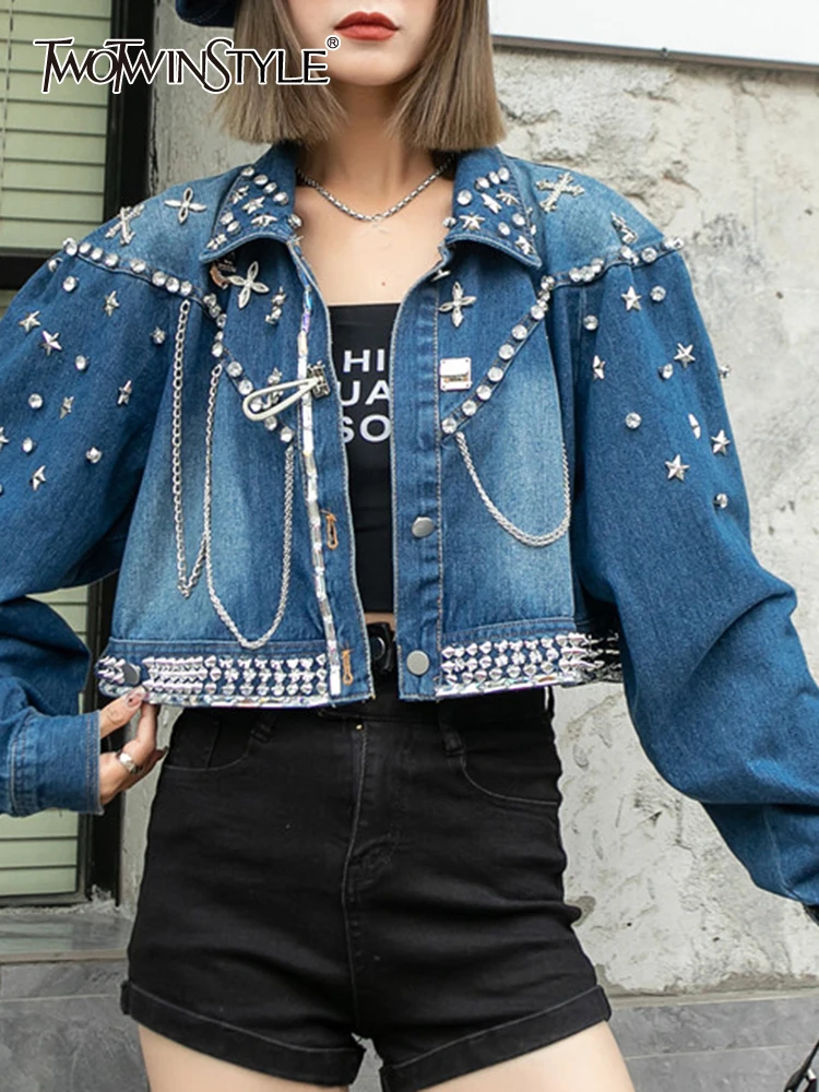 TWOTWINSTYLE Patchwork Diamonds Chain Denim Jackets For Women Lapel Long Sleeve Spliced Single Breasted Casual Jacket Female New
TWOTWINSTYLE Patchwork Diamonds Chain Denim Jackets For Women Lapel Long Sleeve Spliced Single Breasted Casual Jacket Female New