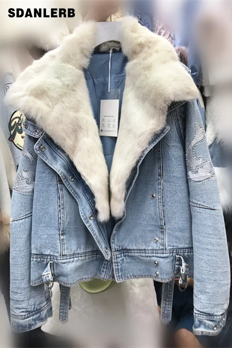 European Goods Winter New Western Style Personalized Rhinestone Thickened Fleece-Lined Denim Jacket for Women Short Cotton Coat
European Goods Winter New Western Style Personalized Rhinestone Thickened Fleece-Lined Denim Jacket for Women Short Cotton Coat
