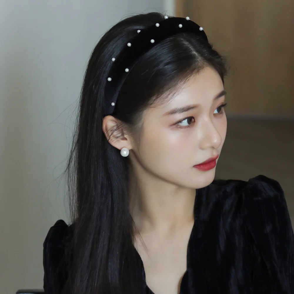 Women's Black Velvet Pearl Headhoop Wide-brimmed Elegant Sponge Headband Girls Hair Accessories Headwear
Women's Black Velvet Pearl Headhoop Wide-brimmed Elegant Sponge Headband Girls Hair Accessories Headwear