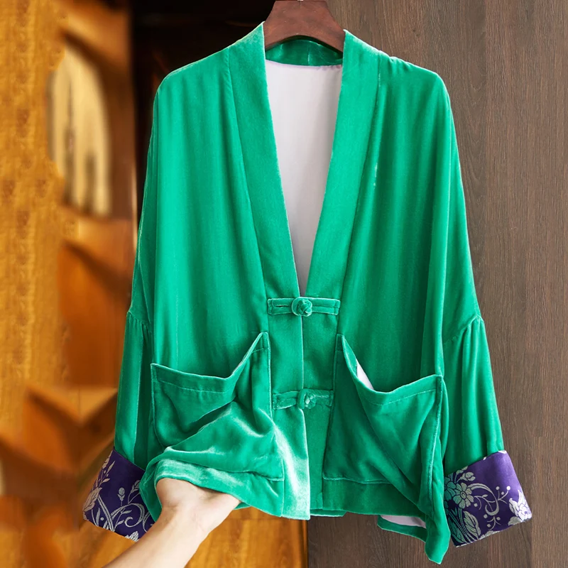 High Quality Silk + Velvet Jacket Spring New Design V-Neck Chinese Style Buckle + Pocket Long Sleeve Jacquard Top Women's S-XL
High Quality Silk + Velvet Jacket Spring New Design V-Neck Chinese Style Buckle + Pocket Long Sleeve Jacquard Top Women's S-XL