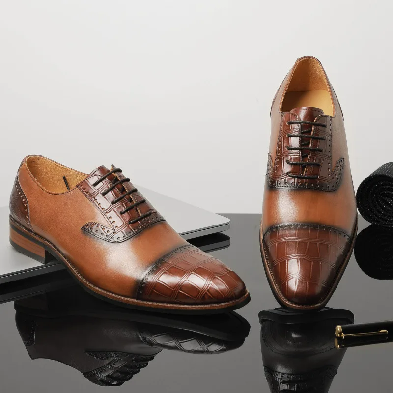 Men Elegant Oxford Shoes High Quality Leather Carved Splicing Crocodile Pattern Lace Up Fashion Casual Wedding Dress Shoes AC083
Men Elegant Oxford Shoes High Quality Leather Carved Splicing Crocodile Pattern Lace Up Fashion Casual Wedding Dress Shoes AC083