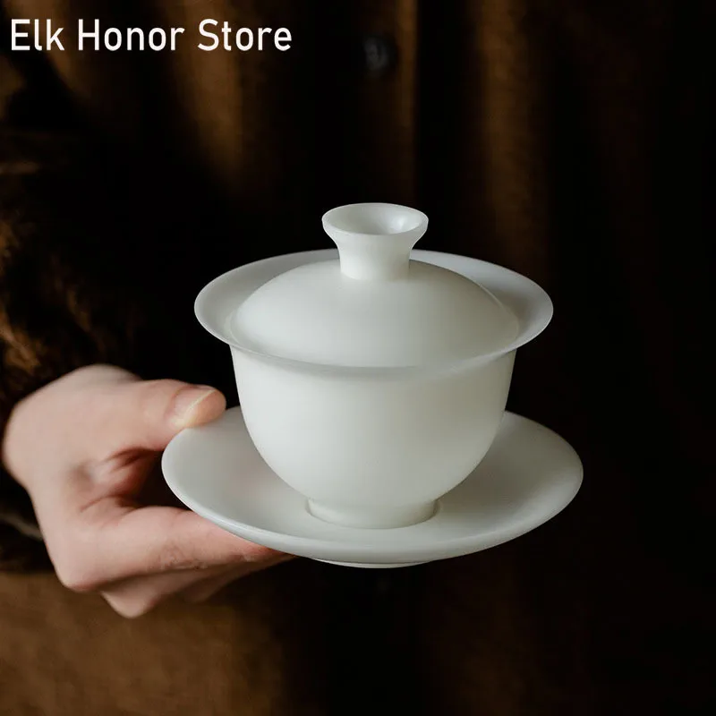 150ml Boutique Mutton Jade Ceramic Tea Tureen Hanmade Iced Jade Porcelain Sancai Tea Bowl With Lid Thin Body Tea Making Gaiwan
150ml Boutique Mutton Jade Ceramic Tea Tureen Hanmade Iced Jade Porcelain Sancai Tea Bowl With Lid Thin Body Tea Making Gaiwan