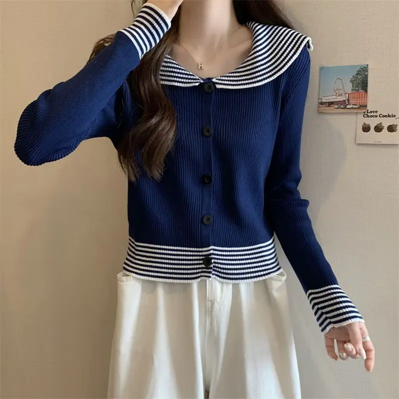 Yasuk Autumn Winter Fashion Stripe Solid Button Lapel Casual Pullover Women's Soft Slim Knitted Top Gentle Warm Sweater
Yasuk Autumn Winter Fashion Stripe Solid Button Lapel Casual Pullover Women's Soft Slim Knitted Top Gentle Warm Sweater