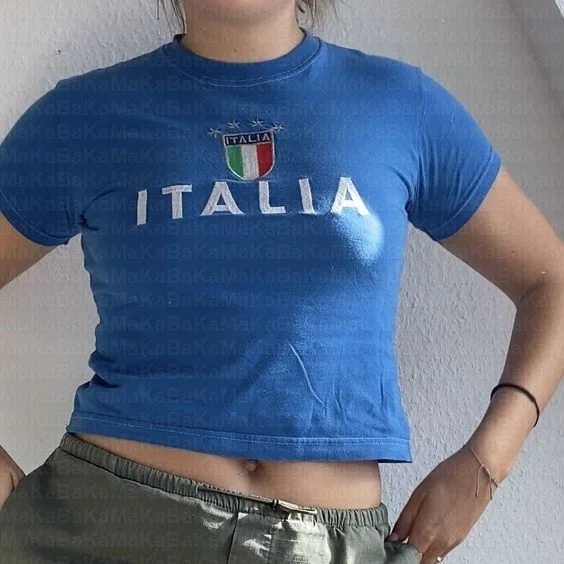 Летняя одежда Y2K, футболка, женская футболка с графическим принтом в виде звезд, уличная одежда, короткий топ в эстетическом стиле, тонкая футболка, Винтажная футболка в стиле эмо
Летняя одежда Y2K, футболка, женская футболка с графическим принтом в виде звезд, уличная одежда, короткий топ в эстетическом стиле, тонкая футболка, Винтажная футболка в стиле эмо