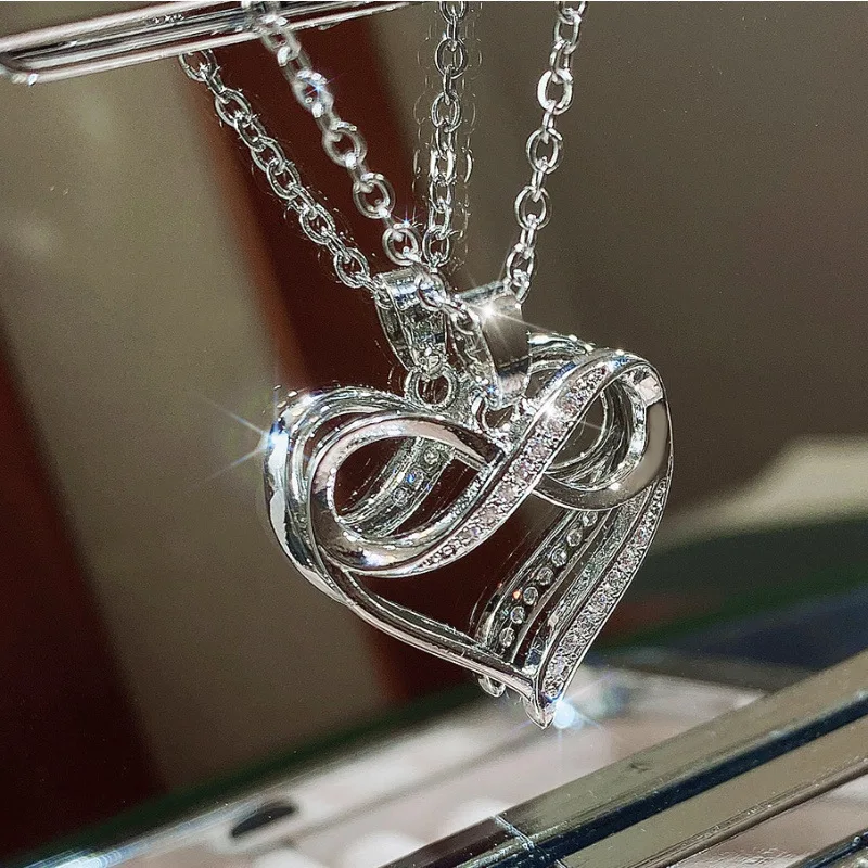 New 2022 Geometric 8 Character Love Necklace Heart Shape Jewelry Clavicle Chain Gift for Women Girl
New 2022 Geometric 8 Character Love Necklace Heart Shape Jewelry Clavicle Chain Gift for Women Girl