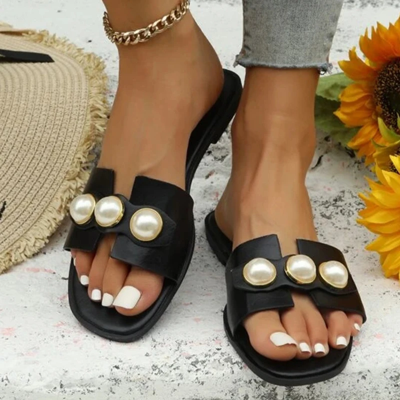 Women Slippers Fashion Pearl Design Elegant Flat Shoes 2023 Sell Well Korean Version Beige Low Heel Ladies Casual Shoes
Women Slippers Fashion Pearl Design Elegant Flat Shoes 2023 Sell Well Korean Version Beige Low Heel Ladies Casual Shoes