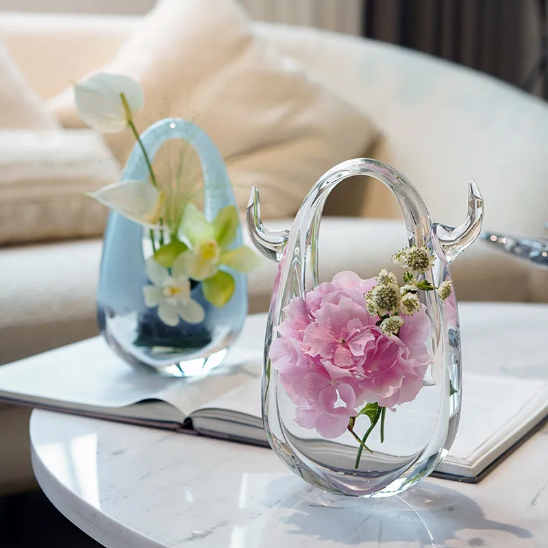 New Desktop Vase Modern and Simple Colorful and Creative Handbag With Cowhorns Light and Luxurious Design Living Room Decor
New Desktop Vase Modern and Simple Colorful and Creative Handbag With Cowhorns Light and Luxurious Design Living Room Decor