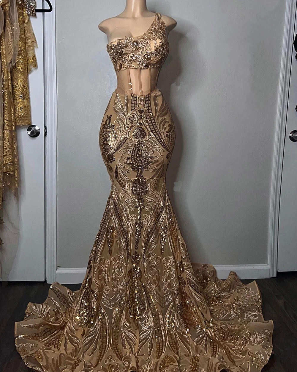 Sexy Sparkly Pink Mermaid Prom Dress 2023 Champagne One Shoulder Graduation Party Dress Formal Gowns Robe De Bal
Sexy Sparkly Pink Mermaid Prom Dress 2023 Champagne One Shoulder Graduation Party Dress Formal Gowns Robe De Bal
