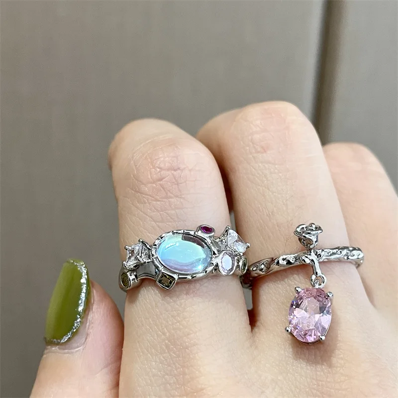 2022 Kpop Trend Geometric Crystal Gems Metal Ring For Women Egirl Luxury Y2k Vintage Grunge Aesthetic 90s Jewelry Accessories
2022 Kpop Trend Geometric Crystal Gems Metal Ring For Women Egirl Luxury Y2k Vintage Grunge Aesthetic 90s Jewelry Accessories