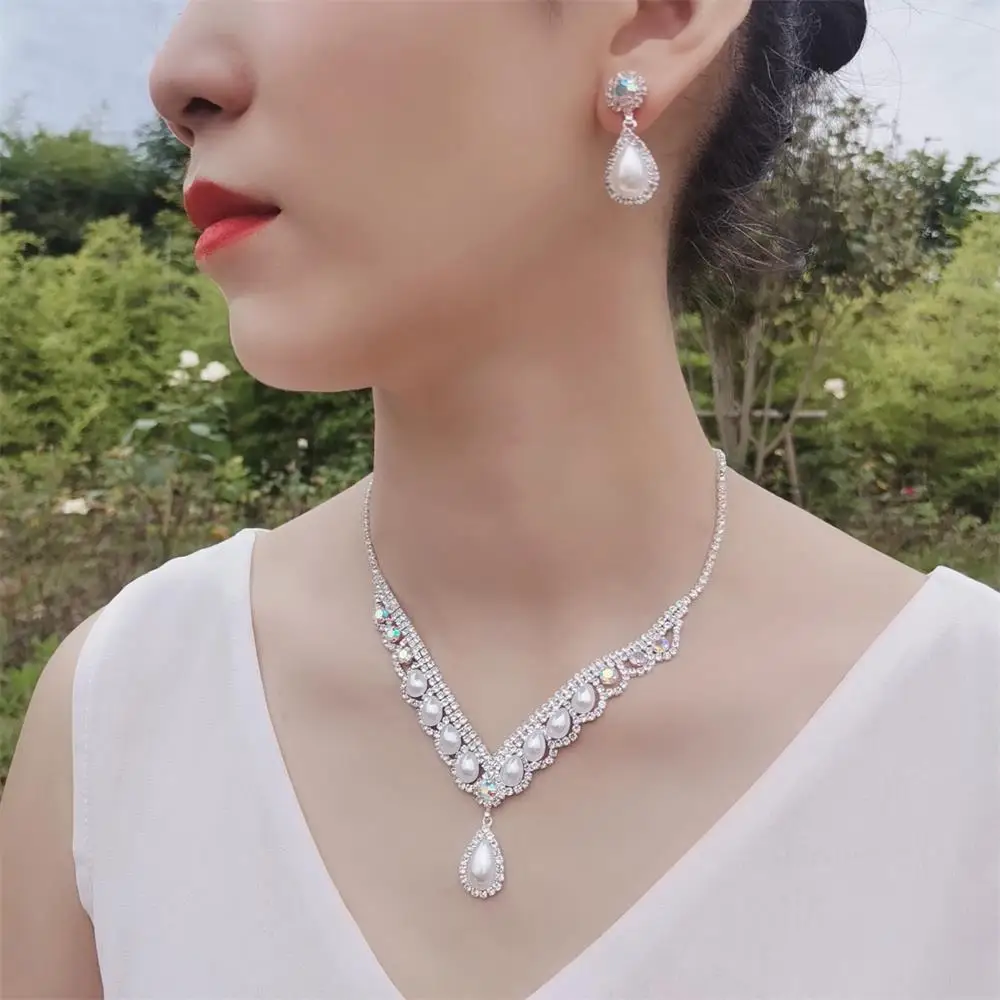 Chain Set Elegant Accessories Silver Pearl Water Diamond Earrings Necklace Women Gift
Chain Set Elegant Accessories Silver Pearl Water Diamond Earrings Necklace Women Gift