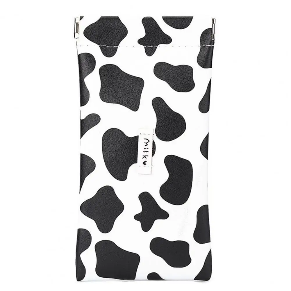 Glasses Case Cute Cartoon Cow Glasses Bag Portable Storage for Sunglasses Makeup Essentials Convenient Eyeglass Storage
Glasses Case Cute Cartoon Cow Glasses Bag Portable Storage for Sunglasses Makeup Essentials Convenient Eyeglass Storage