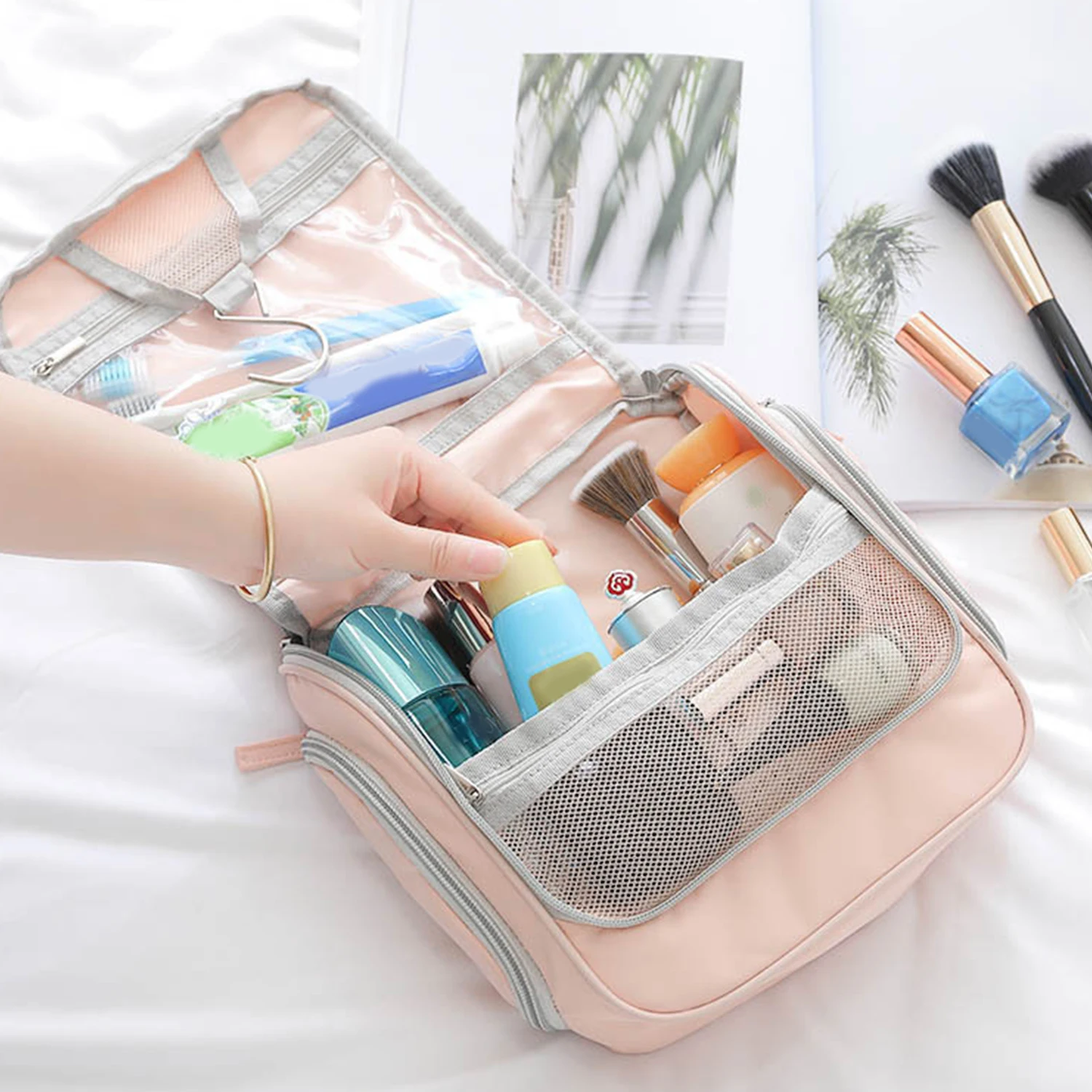 Вместительная косметичка, дорожная сумка-тоут, водонепроницаемая косметичка, сумки для хранения туалетных принадлежностей, женская косметичка, Органайзер 
Вместительная косметичка, дорожная сумка-тоут, водонепроницаемая косметичка, сумки для хранения туалетных принадлежностей, женская косметичка, Органайзер