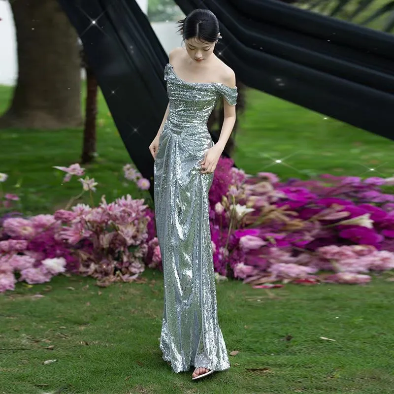 2023 French Celebrity Sequin Heavy Industry Evening Dress Bride Wedding Temperament High Grade Bra Dress Host Banquet Girl
2023 French Celebrity Sequin Heavy Industry Evening Dress Bride Wedding Temperament High Grade Bra Dress Host Banquet Girl