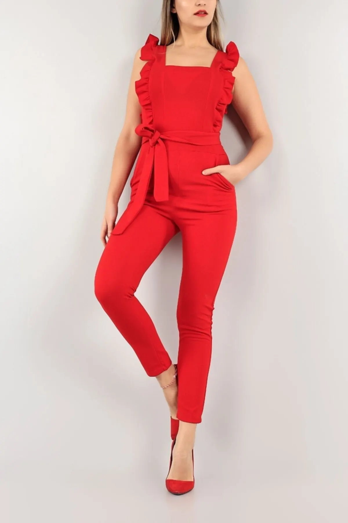 Women's Overalls Red Belted Ruffle Collar Ladies Jumpsuit Hot Casual Fashion Sleeveless Baggy Trousers
Women's Overalls Red Belted Ruffle Collar Ladies Jumpsuit Hot Casual Fashion Sleeveless Baggy Trousers