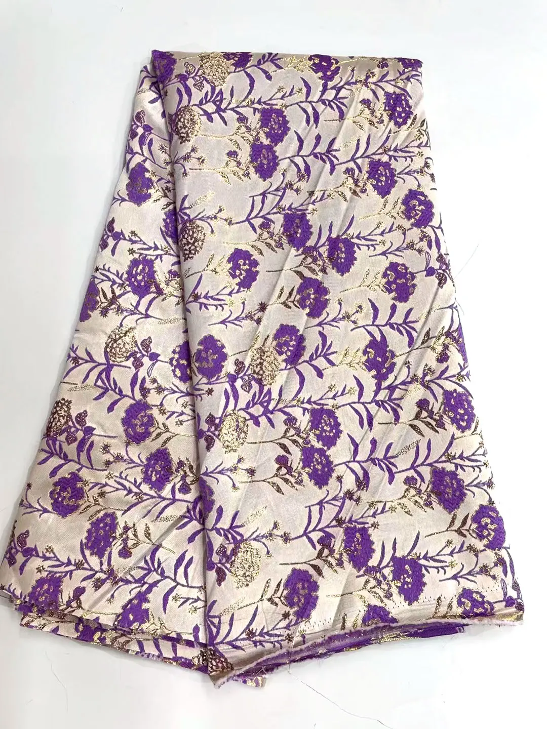 Latest African Lace Fabric High Quality French Nigerian Lace Fabric Jacquard Brocade Organza Lace for Party Dress MJ52371
Latest African Lace Fabric High Quality French Nigerian Lace Fabric Jacquard Brocade Organza Lace for Party Dress MJ52371