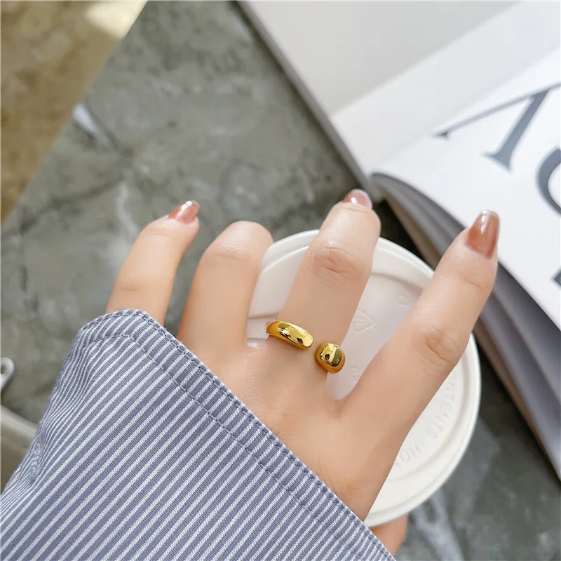 Европейский и американский стиль, простой темперамент, титановое покрытие, 18k золото, открытый указательный палец, Женское кольцо
Европейский и американский стиль, простой темперамент, титановое покрытие, 18k золото, открытый указательный палец, Женское кольцо