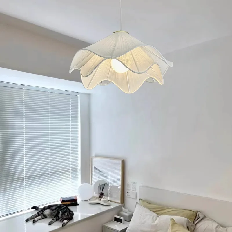 SANDYHA Modern Fabric Cream Style Pendant Lighting Warm Romantic Led Lamp for Dining Room Bedroom Home Decor Fixture Chandeliers
SANDYHA Modern Fabric Cream Style Pendant Lighting Warm Romantic Led Lamp for Dining Room Bedroom Home Decor Fixture Chandeliers