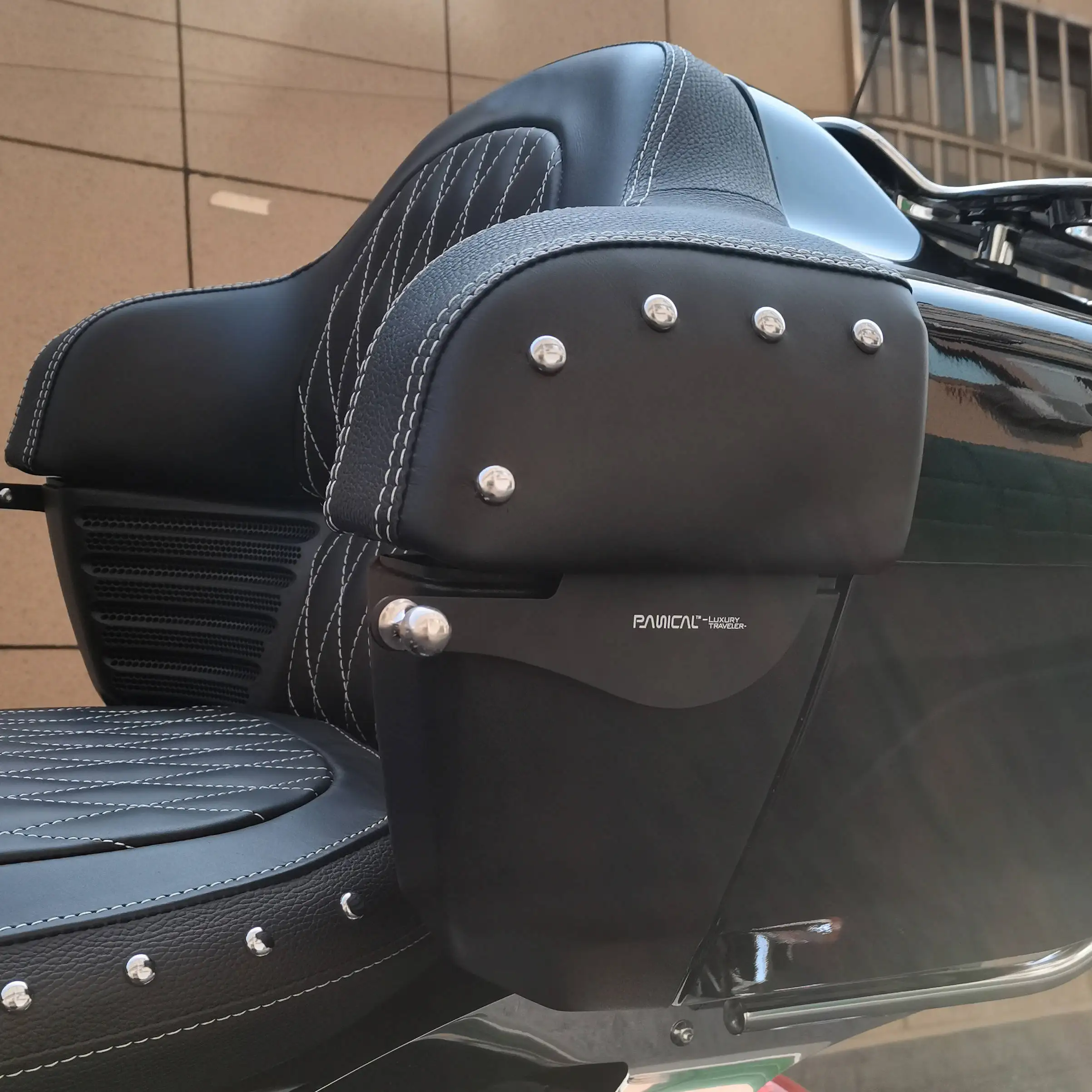 Panical Passenger Drink Holder Cup Holder Rear Accessories Kit For Indian Roadmaster 2014-2023 ABS
Panical Passenger Drink Holder Cup Holder Rear Accessories Kit For Indian Roadmaster 2014-2023 ABS