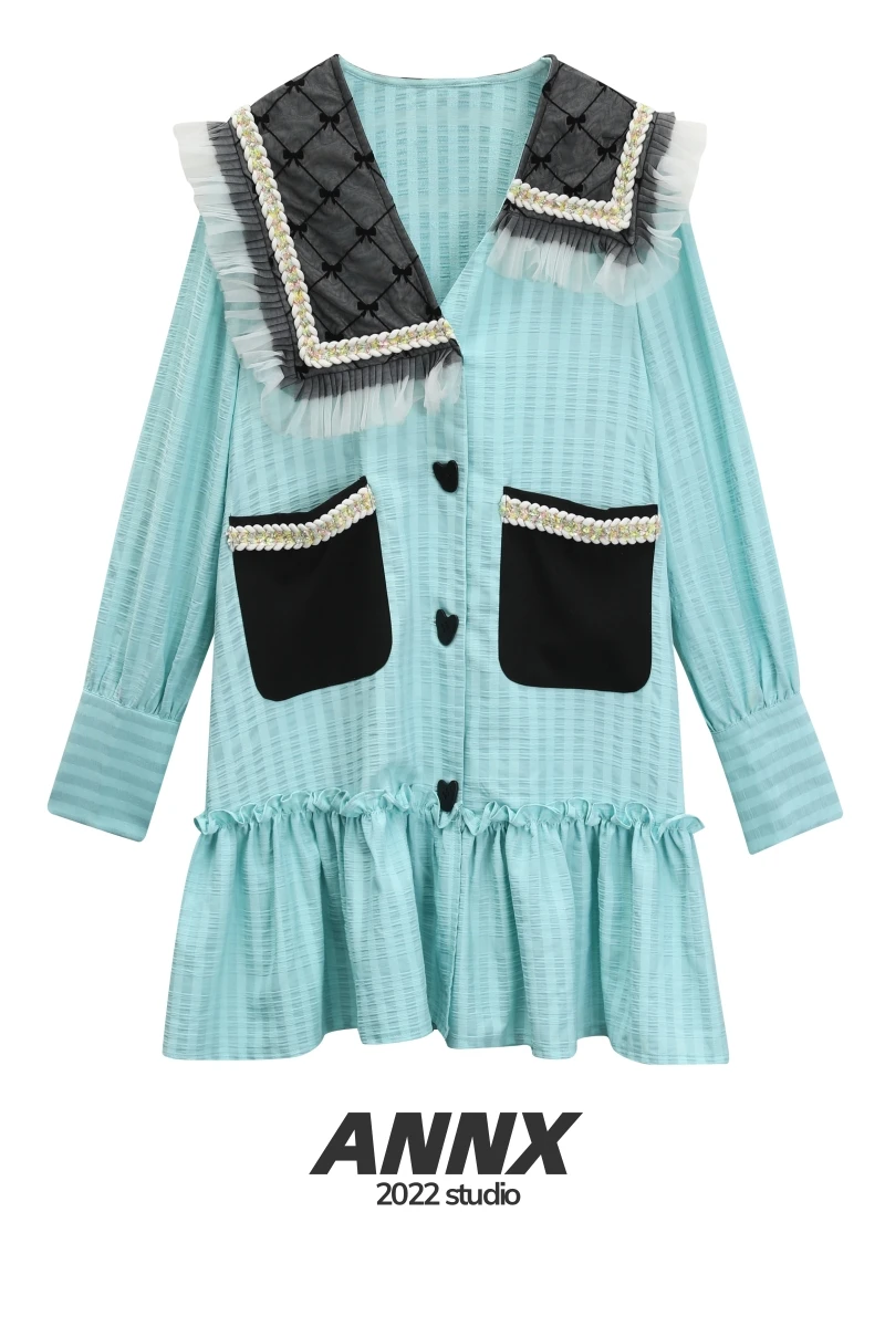VANOVICH 2022 Vintage Asymmetric Sailor Collar Blue Striped Dress Women's Autumn New Sweet Pocket Contrast Color Ruffle Dress
VANOVICH 2022 Vintage Asymmetric Sailor Collar Blue Striped Dress Women's Autumn New Sweet Pocket Contrast Color Ruffle Dress
