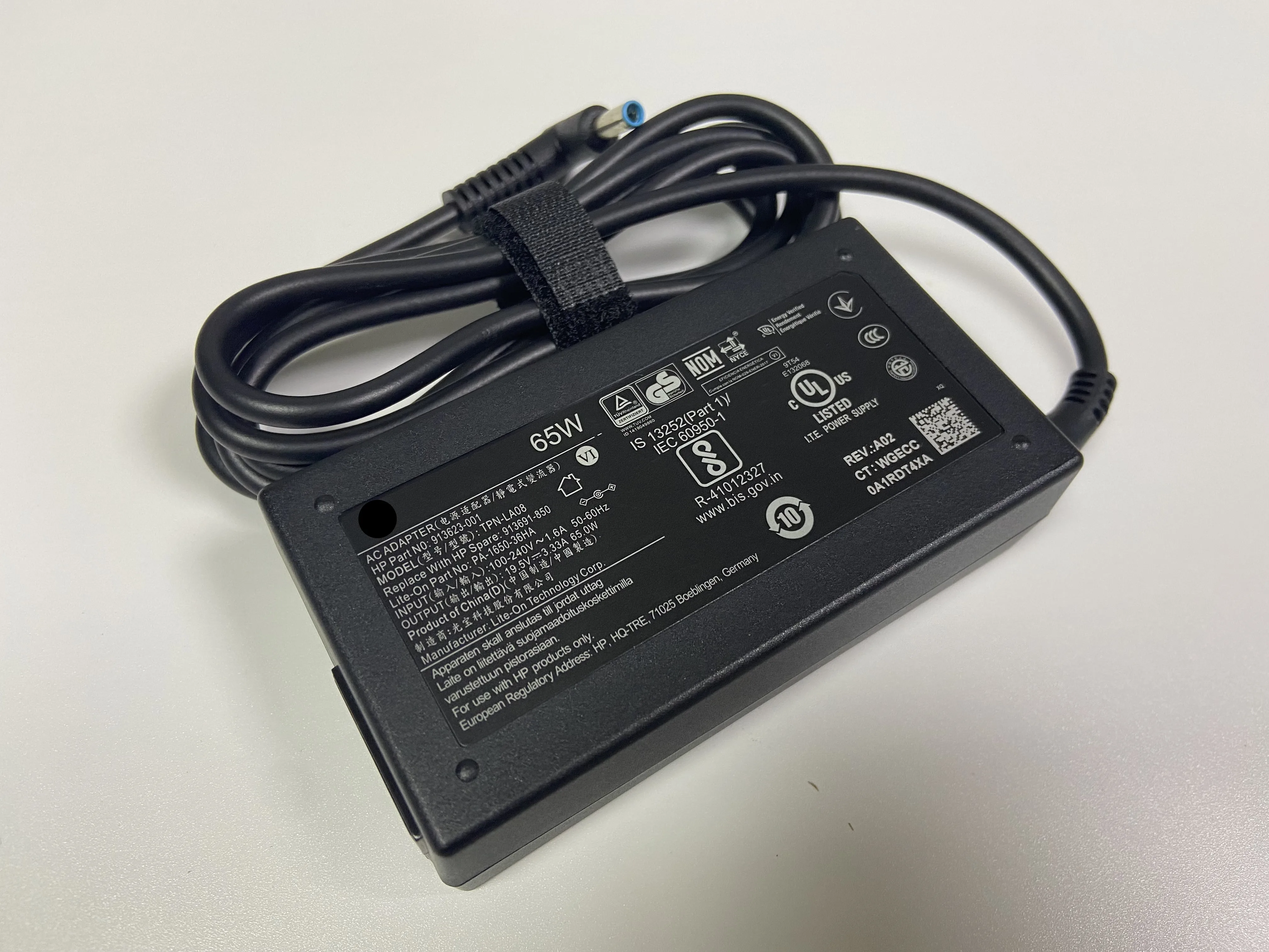 100% Original 19.5V3.33A 4.5*3.0 Laptop DC Charger for HP 913623-001 TPN-LA08 913691-850 PA-1650-36HA NEW
100% Original 19.5V3.33A 4.5*3.0 Laptop DC Charger for HP 913623-001 TPN-LA08 913691-850 PA-1650-36HA NEW