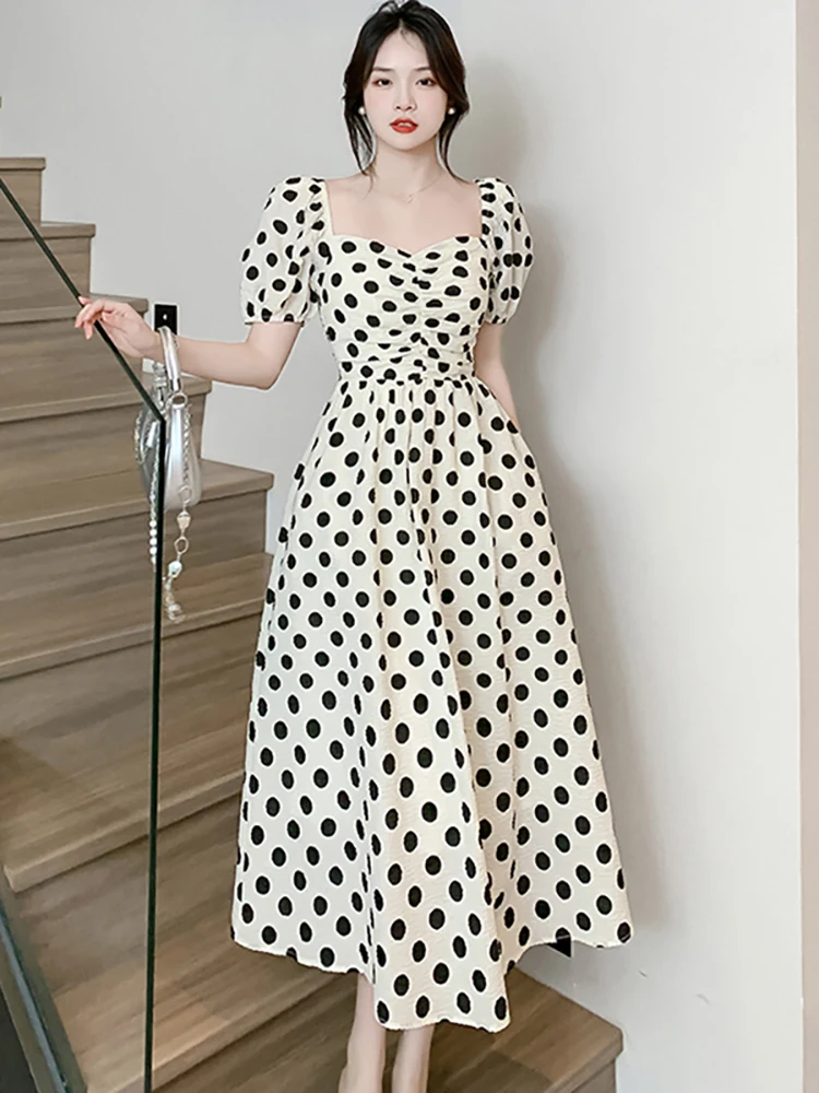 

2023 белое плиссированное платье средней длины в горошек с квадратным воротником, женское элегантное облегающее платье, 2023 корейское модное ...