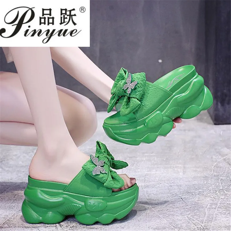 New Fashion Women Flat Sandals Shoes Women Flat Heel Peep Toe Sandals Shoes Ladies Hollow Out Flip-Flops
New Fashion Women Flat Sandals Shoes Women Flat Heel Peep Toe Sandals Shoes Ladies Hollow Out Flip-Flops