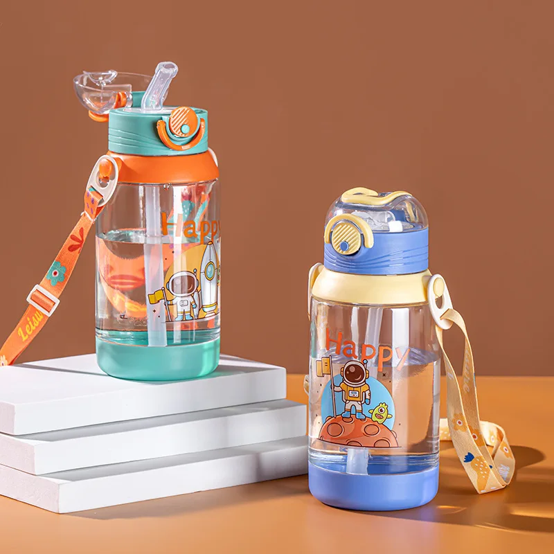 Children Water Bottle Cartoon Plastic Straw Cup with Handles and Straps Portable Outdoor School Large Capacity Drinking Bottles
Children Water Bottle Cartoon Plastic Straw Cup with Handles and Straps Portable Outdoor School Large Capacity Drinking Bottles