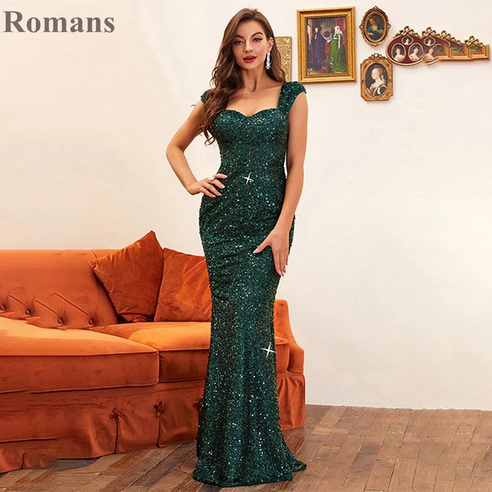 Платье женское вечернее на бретелях-спагетти без рукавов с блестками
Платье женское вечернее на бретелях-спагетти без рукавов с блестками