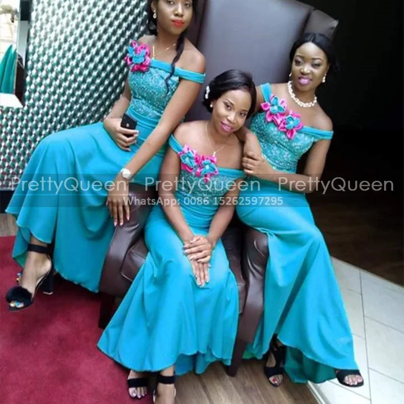 Женское длинное платье-футляр с цветами и бусинами
Женское длинное платье-футляр с цветами и бусинами