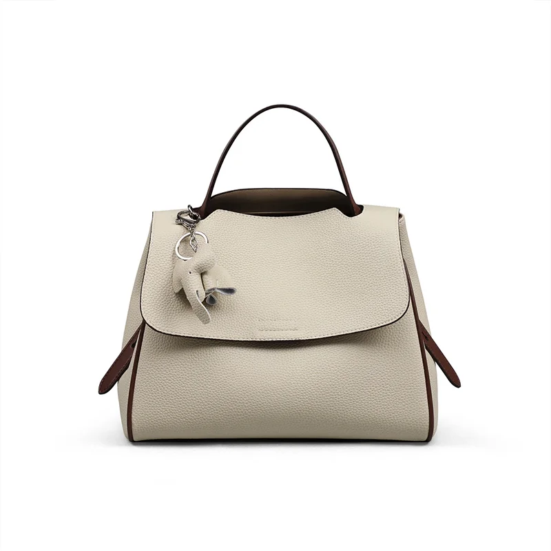Leather bag women's 2022 new portable messenger bag large capacity Tote Bag high sense single shoulder women's bag
Leather bag women's 2022 new portable messenger bag large capacity Tote Bag high sense single shoulder women's bag