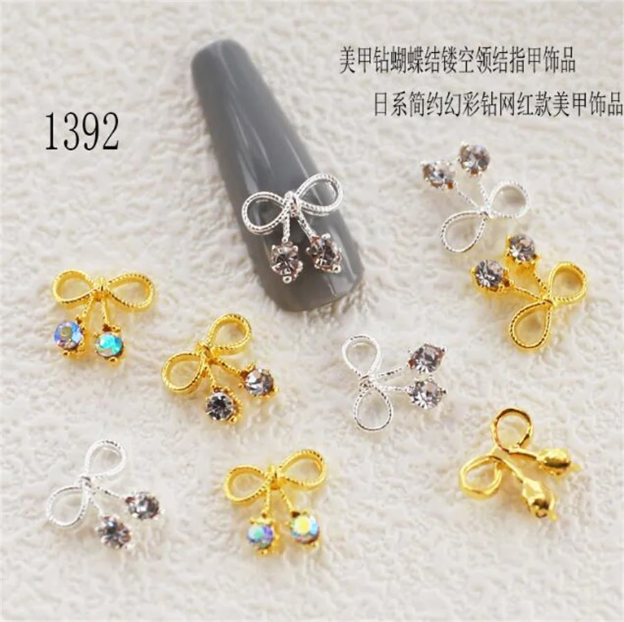 100PCS Japanese Nail Art Jewelry Gold & Silver Bowknot 3D Rhinestone Gems Nail Studs Nail Charms Decoration Accessories
100PCS Japanese Nail Art Jewelry Gold & Silver Bowknot 3D Rhinestone Gems Nail Studs Nail Charms Decoration Accessories