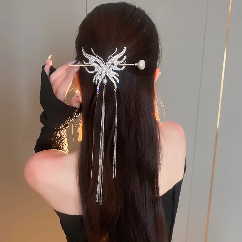 Temperament Sparkling Rhinestone Butterfly Pearl Fringe Hairpin Tassel Hair Stick Women Long Chain Hair Fork Bride Headdress
Temperament Sparkling Rhinestone Butterfly Pearl Fringe Hairpin Tassel Hair Stick Women Long Chain Hair Fork Bride Headdress