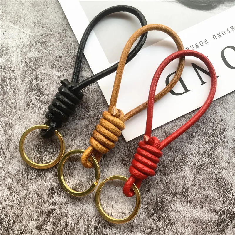 Keycord Leather Key Chain Handmade Cowhide Strips Simple Retro Landyard Metal Keyring Key Strap Car Rope Keychain Phone Charms
Keycord Leather Key Chain Handmade Cowhide Strips Simple Retro Landyard Metal Keyring Key Strap Car Rope Keychain Phone Charms