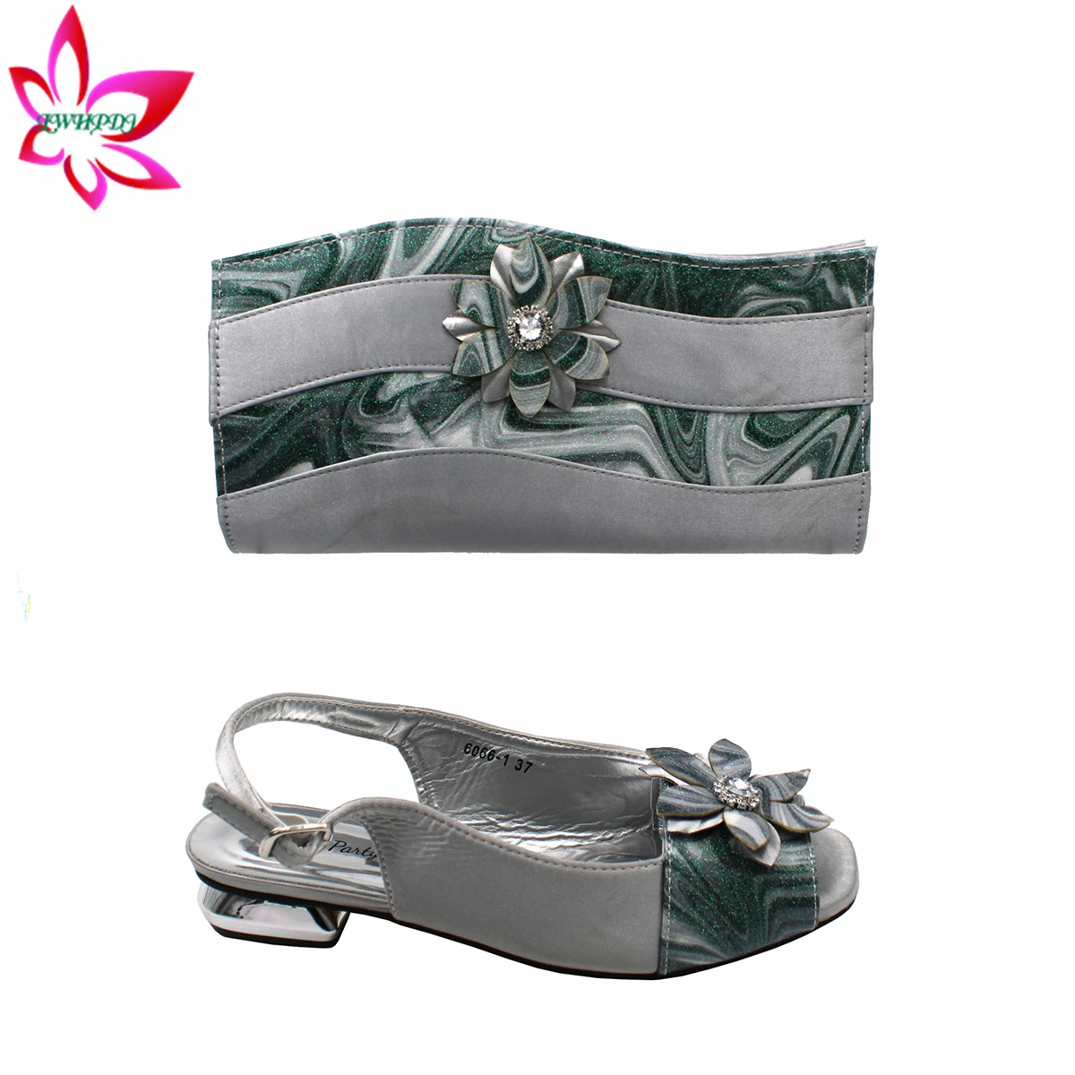 2022 New Arrival Italian Design Elegant Silver Color Women Shoes and Bag Set For High Quality Ladies Party
2022 New Arrival Italian Design Elegant Silver Color Women Shoes and Bag Set For High Quality Ladies Party
