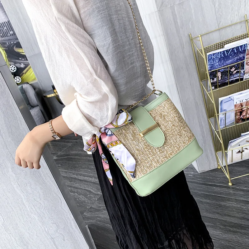 Straw Shoulder Women's Bag 2022 New Trend Bucket Summer Female Handbags Small Flap Nylon Fashion Brand Crossbody Bags for Women
Straw Shoulder Women's Bag 2022 New Trend Bucket Summer Female Handbags Small Flap Nylon Fashion Brand Crossbody Bags for Women
