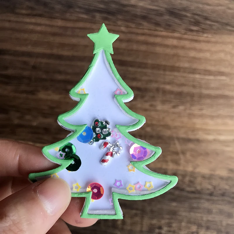 

Christmas Tree Shaker Metal Cutting Dies Christmas Stencil For DIY Scrapbooking Paper Card Craft Embossing Die Cuts New 2022
