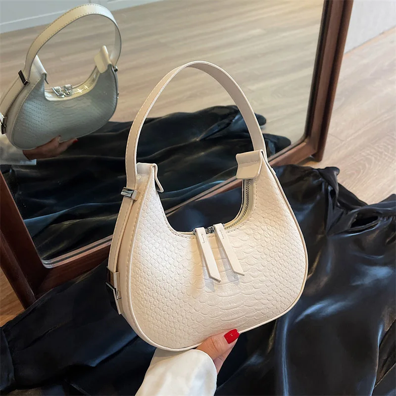 Half-Moon Shoulder Bags for Women Crocodile pattern Leather Underarm Bag 2023 Luxury Designer Handbag and Purses Lady Tote Bag
Half-Moon Shoulder Bags for Women Crocodile pattern Leather Underarm Bag 2023 Luxury Designer Handbag and Purses Lady Tote Bag