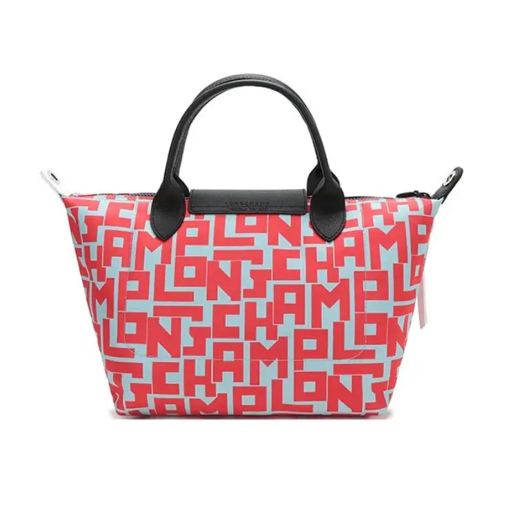 Hot Womens New Longchamp nylon with first layer cowhide letter crossbody bag female mini handbag 25*16*23
Hot Womens New Longchamp nylon with first layer cowhide letter crossbody bag female mini handbag 25*16*23
