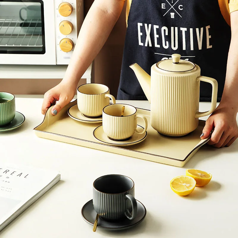 Set Household Large-Capacity Ceramic Tea Set Microwave Oven Coffee Pot with Handle Milk Cup
Set Household Large-Capacity Ceramic Tea Set Microwave Oven Coffee Pot with Handle Milk Cup
