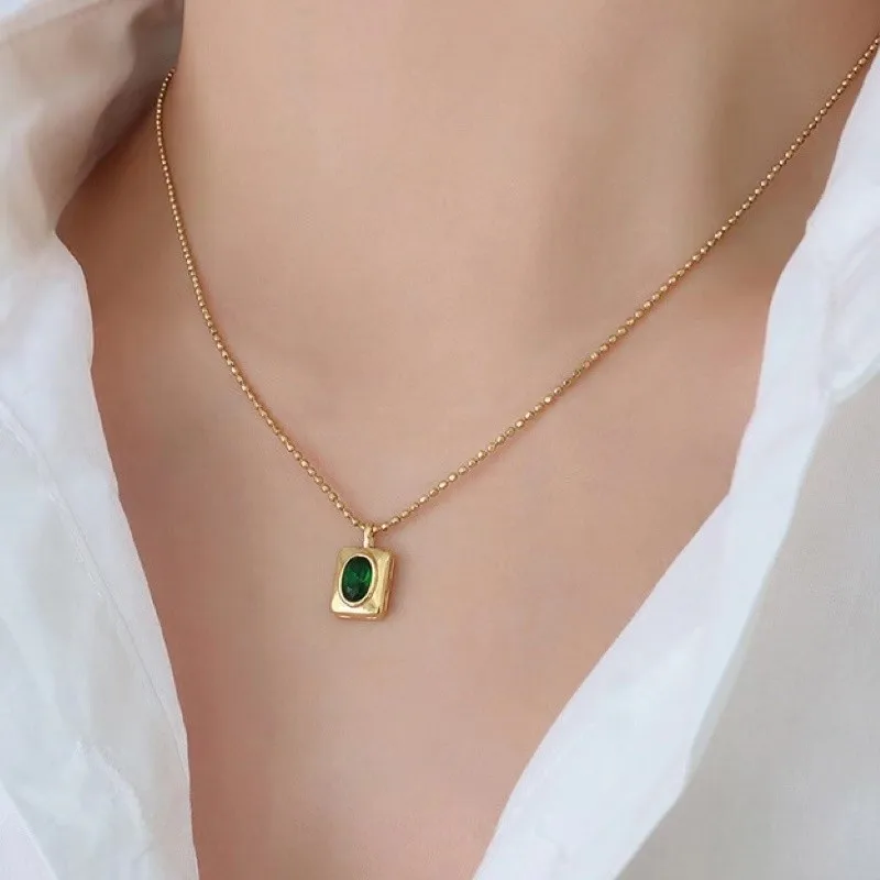 Светильник Роскошная квадратная фотовспышка для женщин на весну и лето
Светильник Роскошная квадратная фотовспышка для женщин на весну и лето